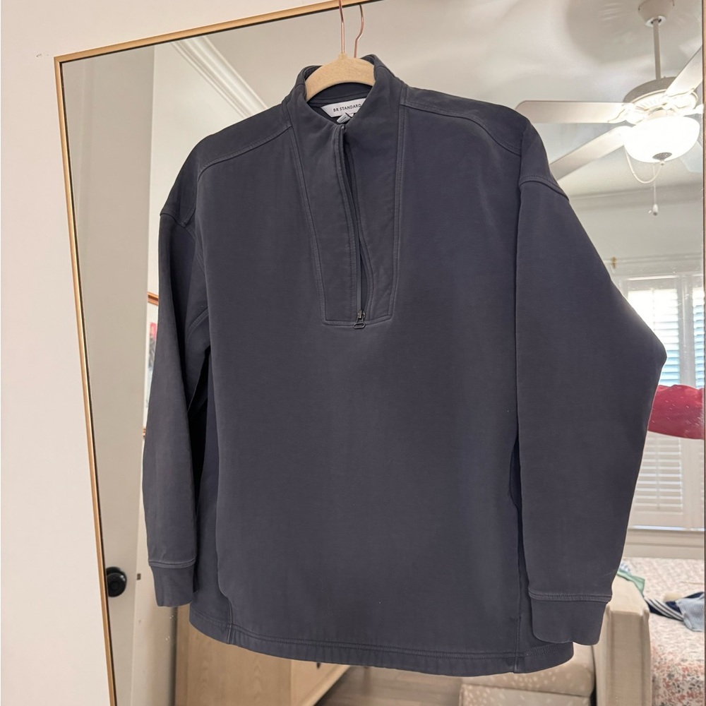 BR standard mock neck quarter zip sweatshirt size S